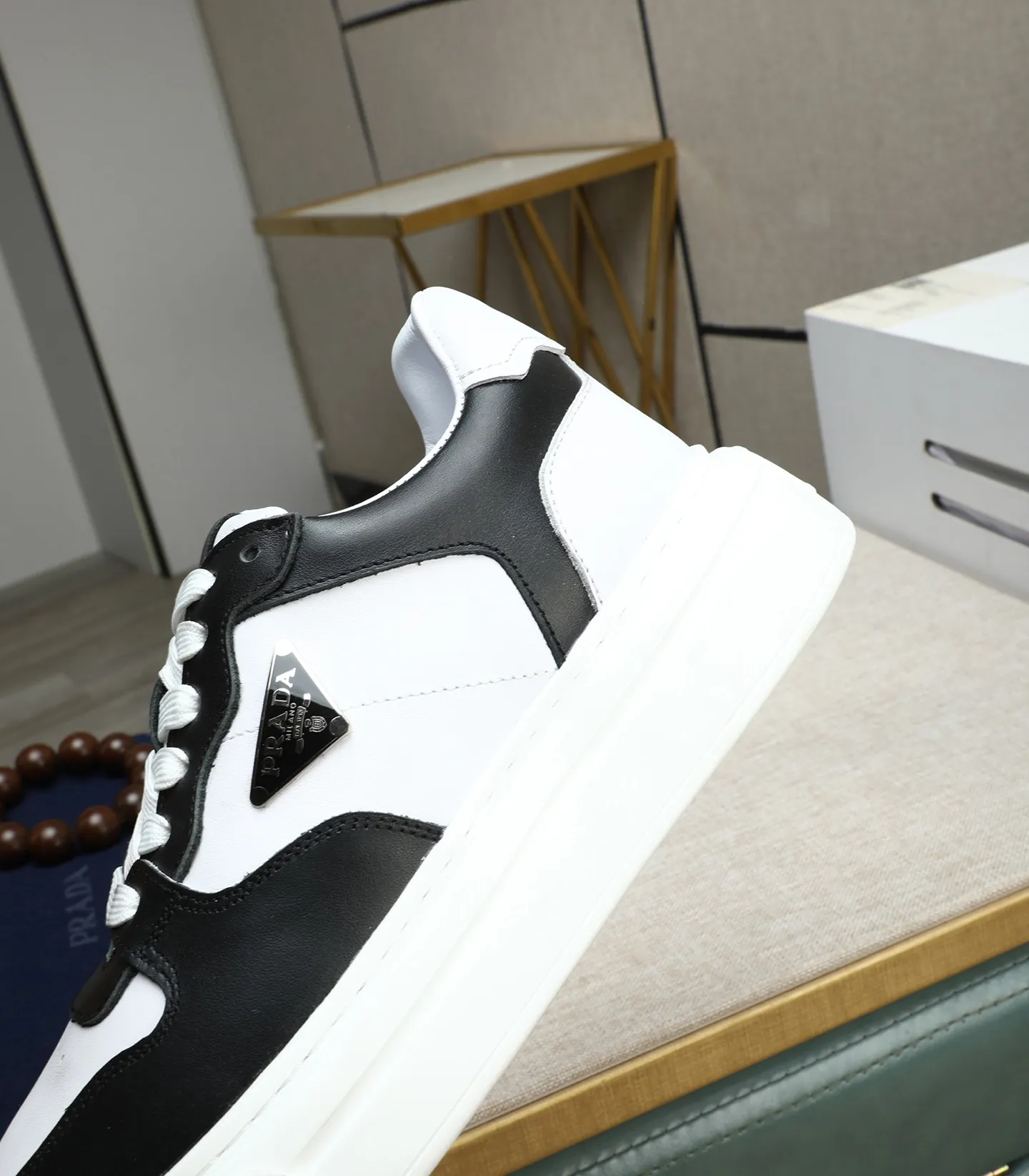 Men's shoes 💰500 🌹🌹[PRADA—Prada] 2025 latest model 🙈original replica! 👟👟👟Available here. The workmanship is top-notch. The upper is made of Italian 🇮🇹Imported calfskin. ❗️Breathable genuine leather lining @Suitable for travel. The original version has an enlarged engraved sole, making it suitable for all kinds of travels, showing low-key luxury. Let quality speak for itself. Color: Size: 38-44
